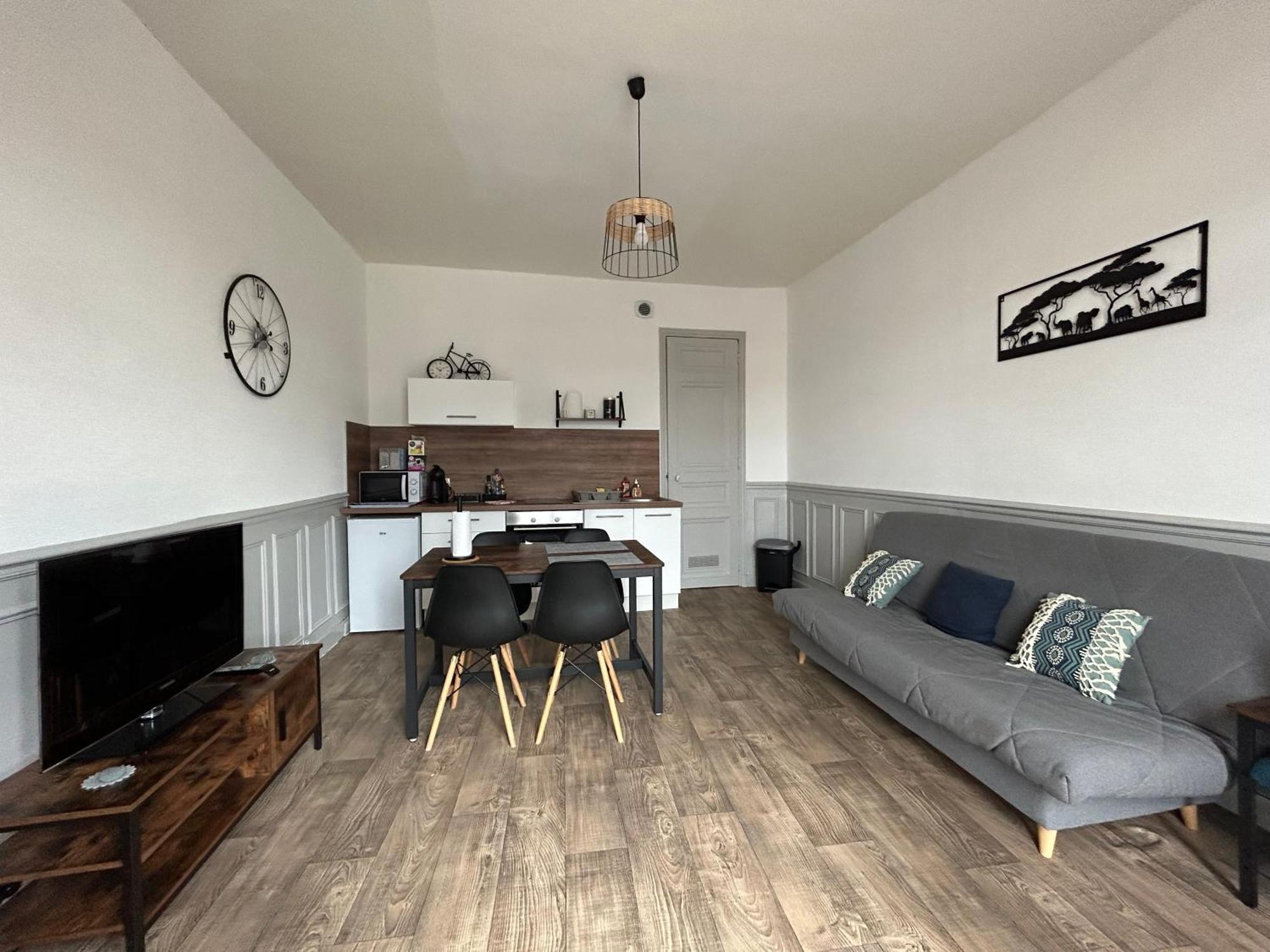 Appartement F1, Refait A Neuf, 150M De La Plage Donville-les-Bains Exterior foto